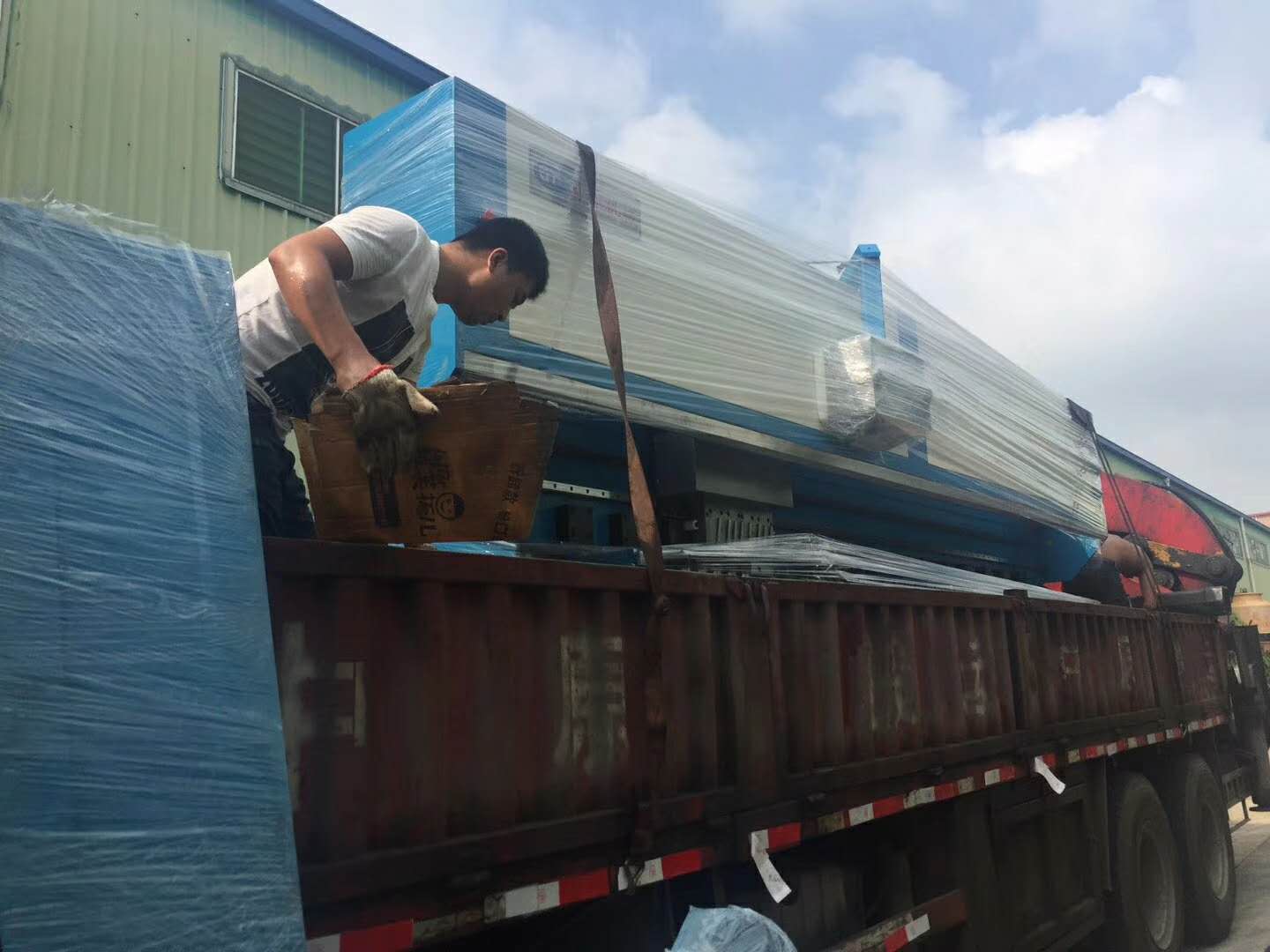 刨槽機出至佛山力源市場